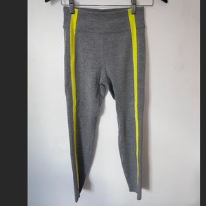 Zyia Active Luxe Yellow Stripe High Waist 7/8 Length Leggings Women's Size 2